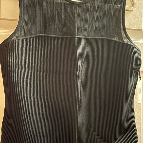 Banana Republic Black Ribbed Sleeveless Tank - Picture 2 of 4